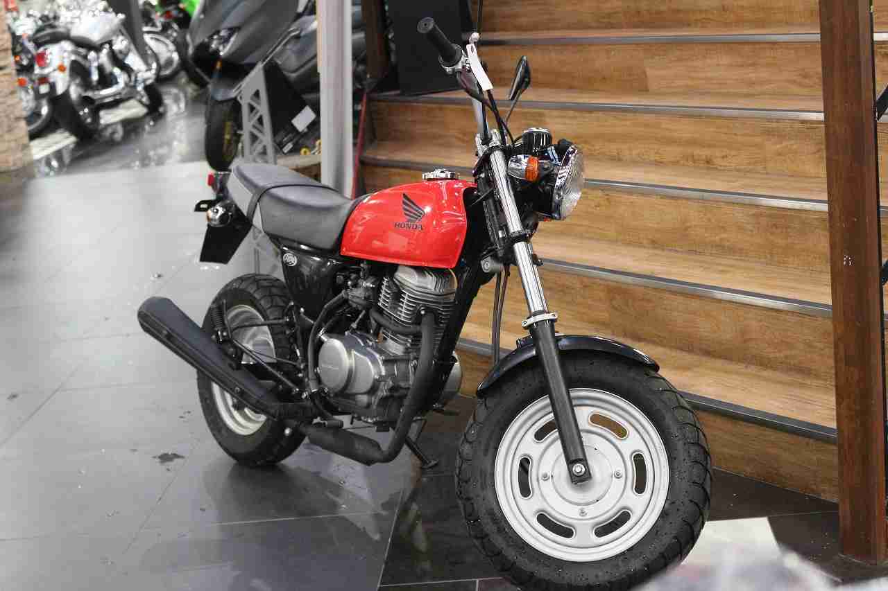 ホンダ エイプ100 バイク探し U Media ユーメディア 中古 バイク 新車バイク探しの決定版 神奈川 東京でバイク探すならユーメディア