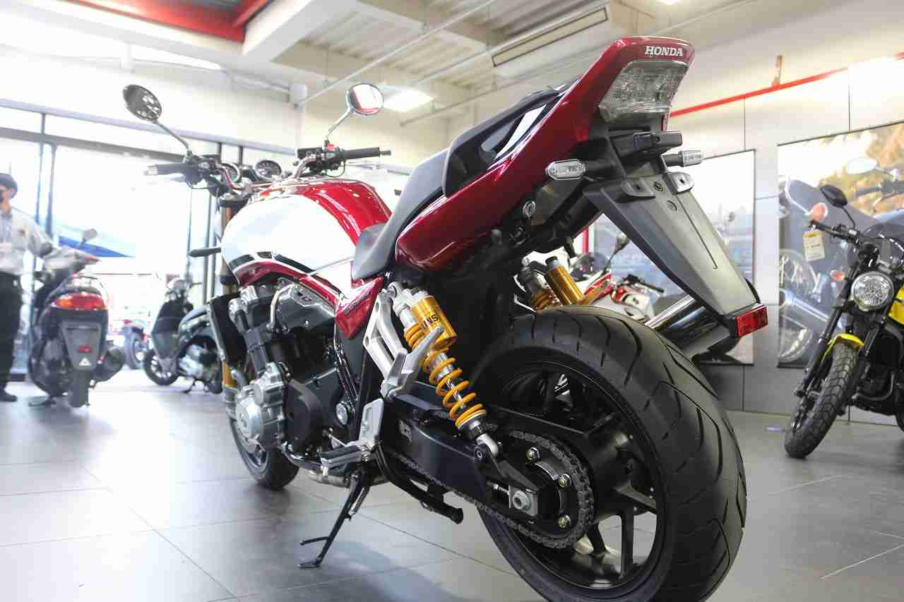 ホンダ Cb1300sf Sp バイク探し U Media ユーメディア 中古 バイク 新車バイク探しの決定版 神奈川 東京でバイク探すならユーメディア