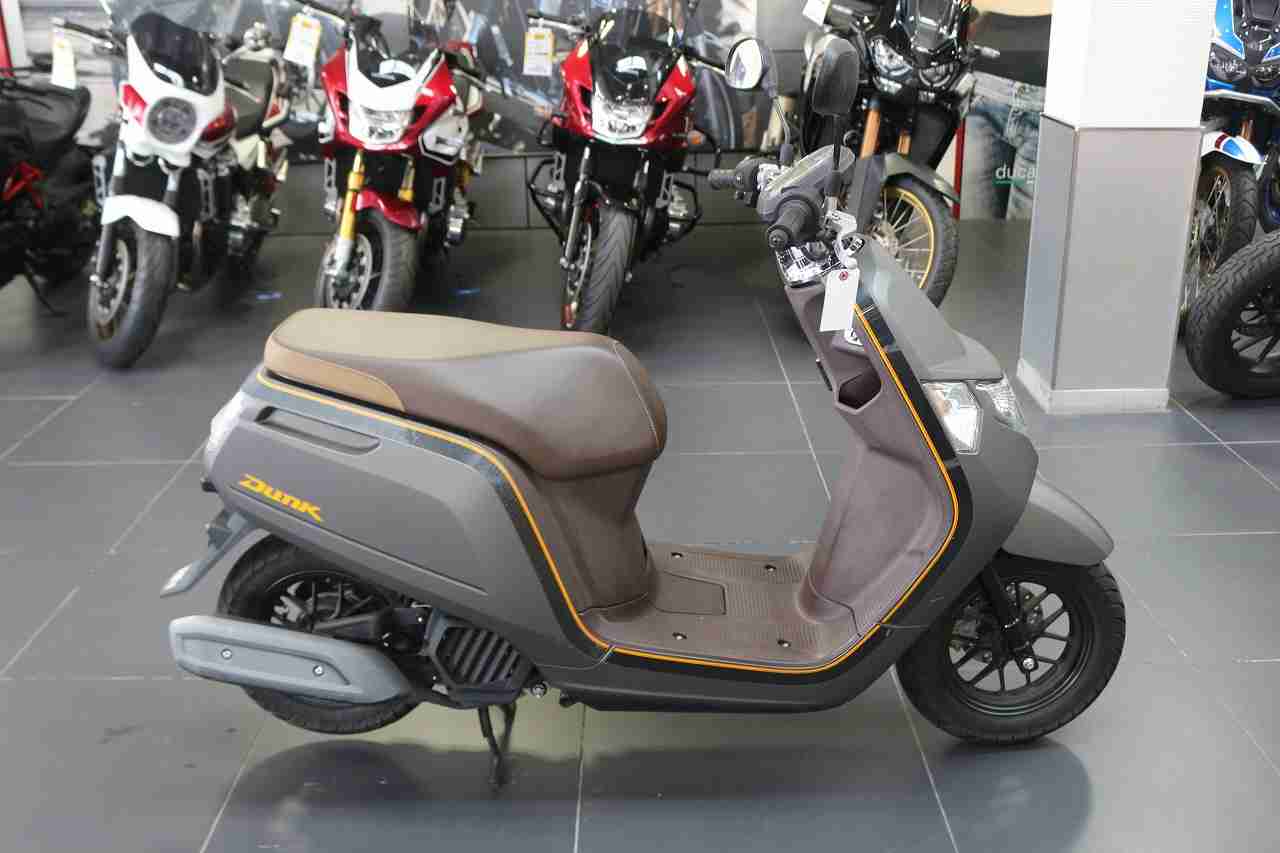 ホンダ Dunk バイク探し U Media ユーメディア 中古バイク 新車バイク探しの決定版 神奈川 東京でバイク探すならユーメディア