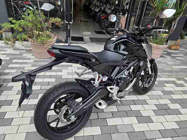 引き取り歓迎 ホンダ Honda cb125r 2018年式 JC79 カスタム多数