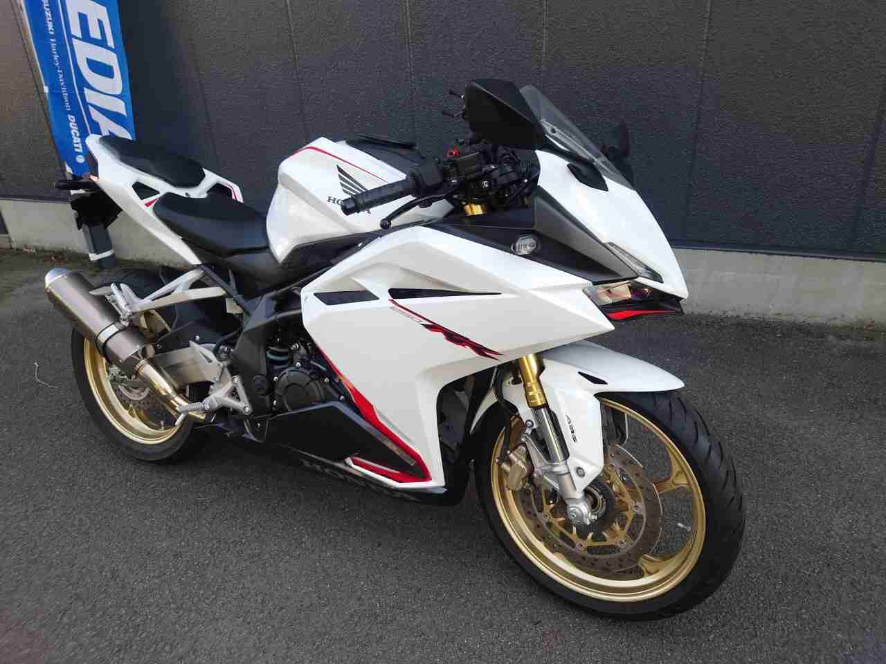 ホンダ Cbr250rr バイク探し U Media ユーメディア 中古バイク 新車バイク探しの決定版 神奈川 東京でバイク 探すならユーメディア