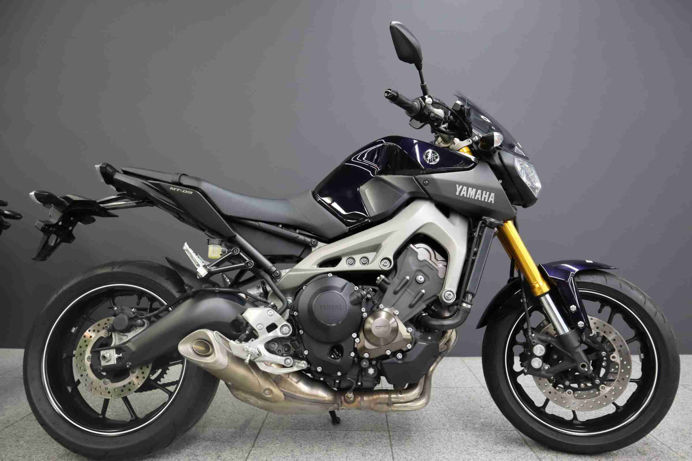 ヤマハ Mt 09 バイク探し U Media ユーメディア 中古バイク 新車バイク探しの決定版 神奈川 東京でバイク 探すならユーメディア