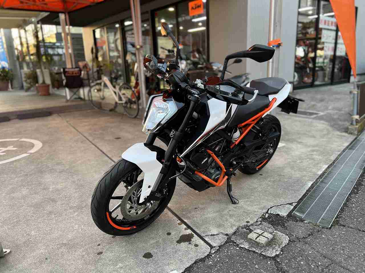 新型 KTM 250 DUKE（2017）ストリート モタード 中古 乗って帰れる ...
