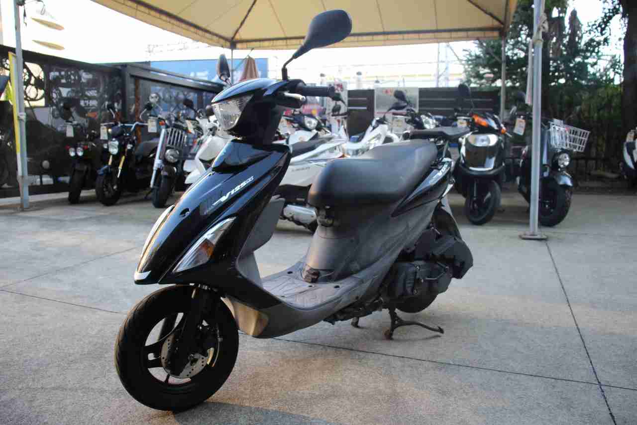 応談・三菱D2050トラクター・農業機械・レーキ、取説付！休耕田畑管理に！