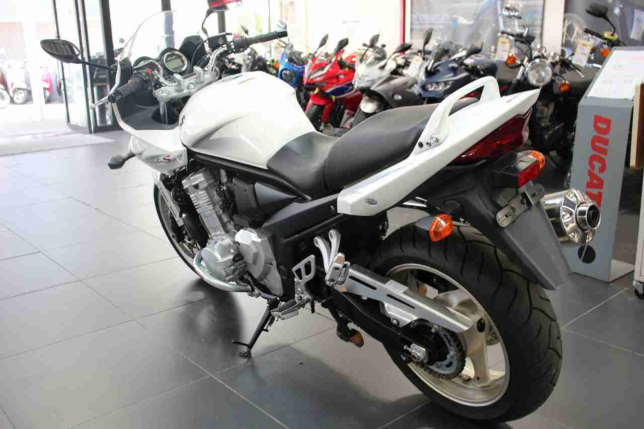 スズキ バンディット1250s バイク探し U Media ユーメディア 中古バイク 新車バイク探しの決定版 神奈川 東京でバイク探すならユーメディア