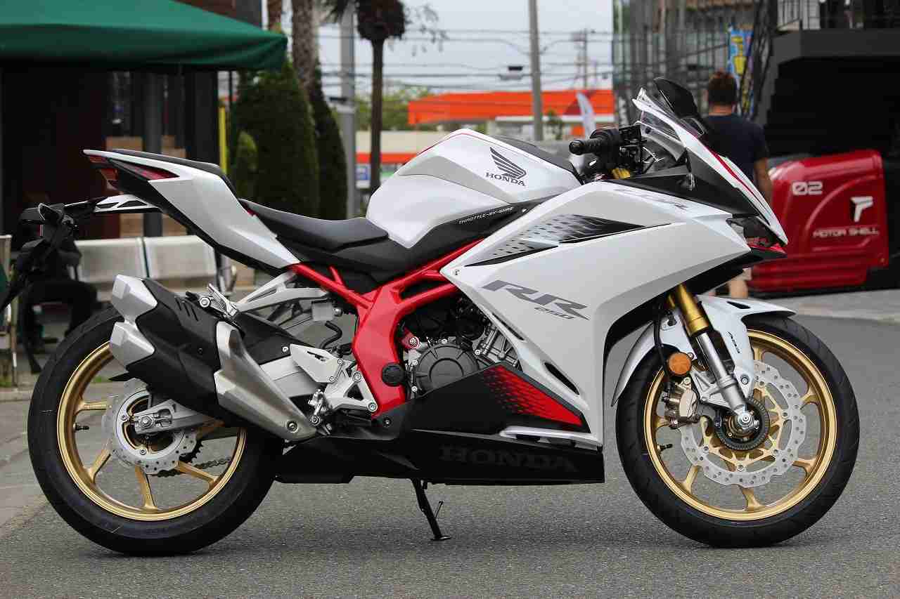 ホンダ Cbr250rr Abs バイク探し U Media ユーメディア 中古バイク 新車バイク探しの決定版 神奈川 東京 でバイク探すならユーメディア
