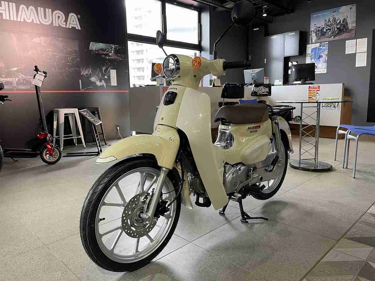 売約】スーパーカブ カスタム 50cc セル付 4速 ウーバーイーツ UberEats