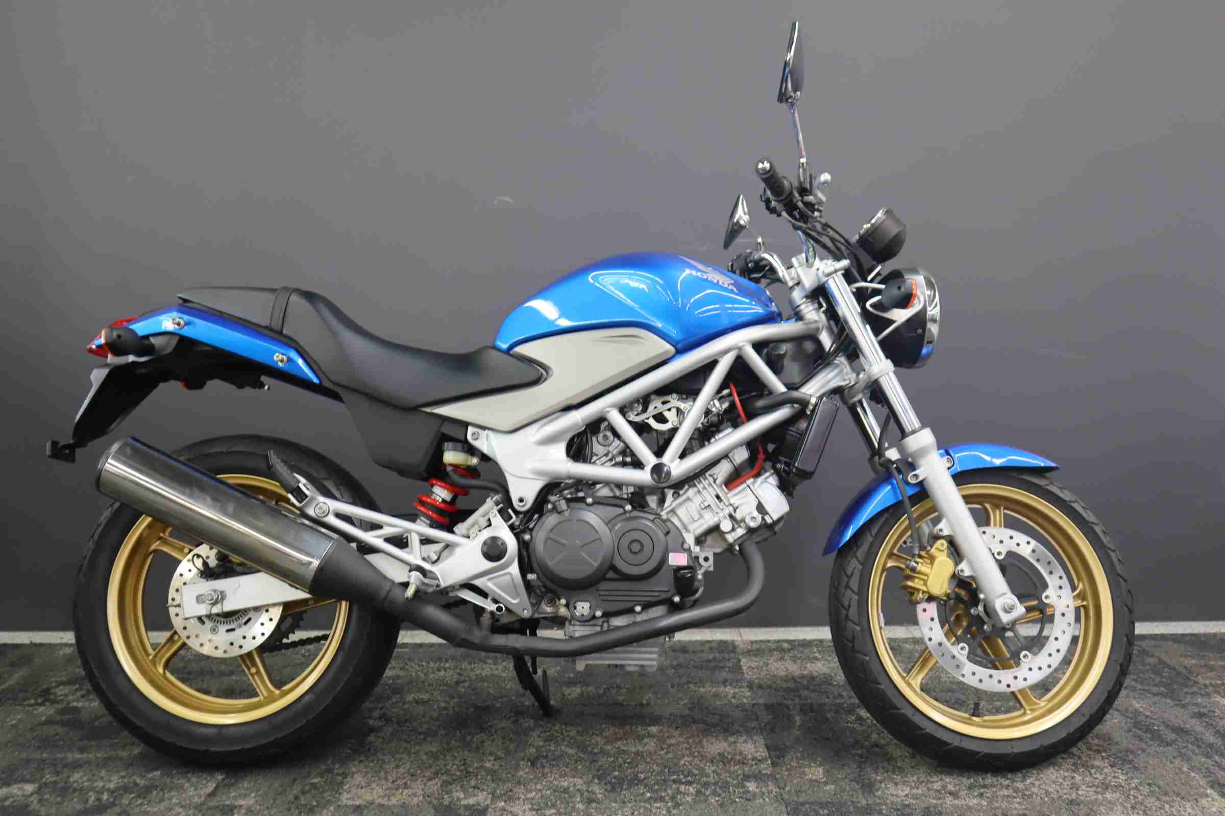 VTR250FI 宮城 バイク（HONDA VTR250 fi車 - ホンダ）