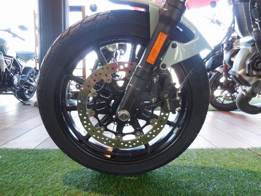 ドカティ/スクランブラーSixty2 [バイク探し] | U-MEDIA (ユー