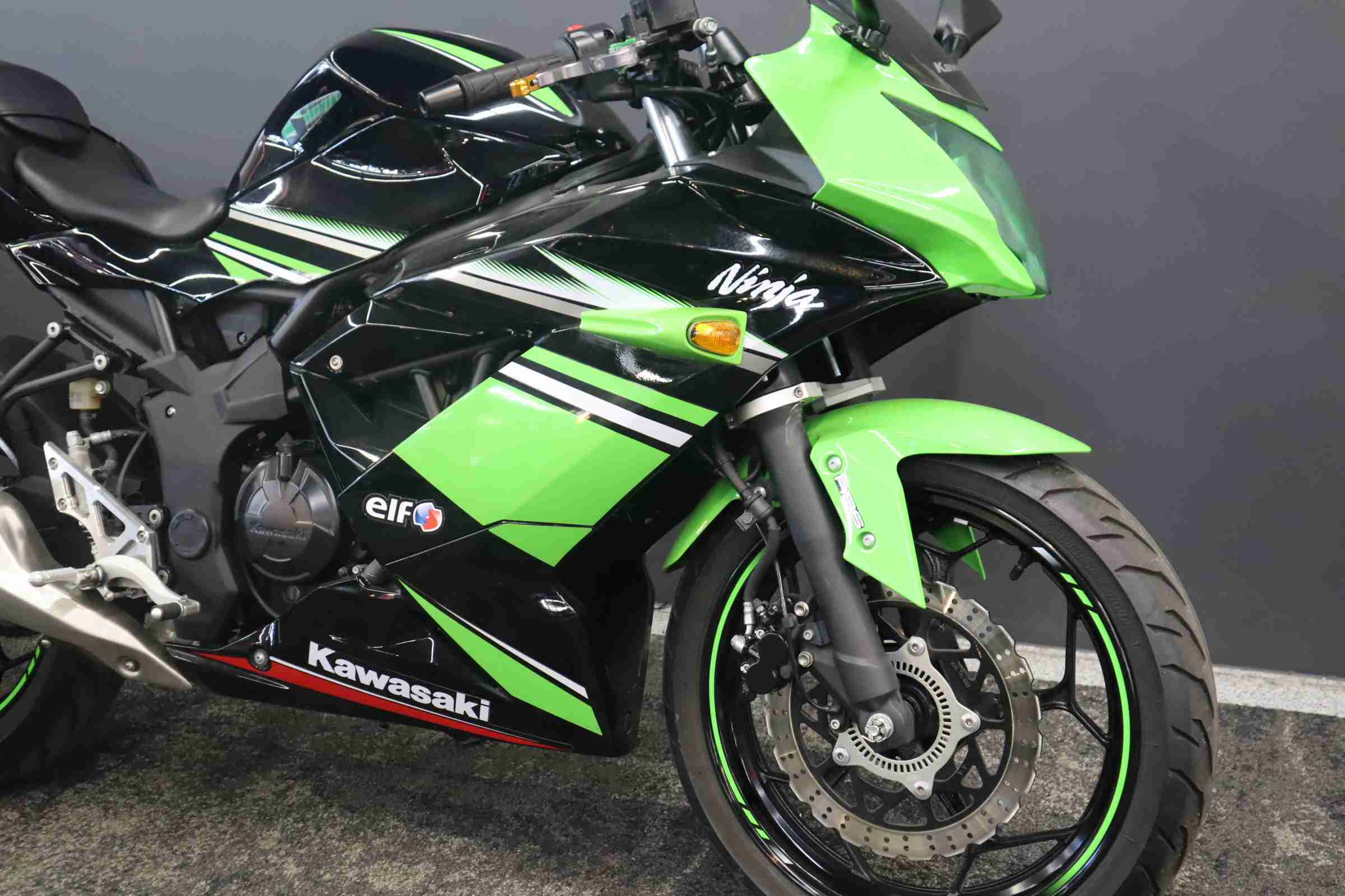 カワサキ ＺＸＲ２５０ グーバイク鑑定車 １９９１年モデル｜有限会社甲斐モーターショップ｜新車・中古バイクなら【グーバイク】