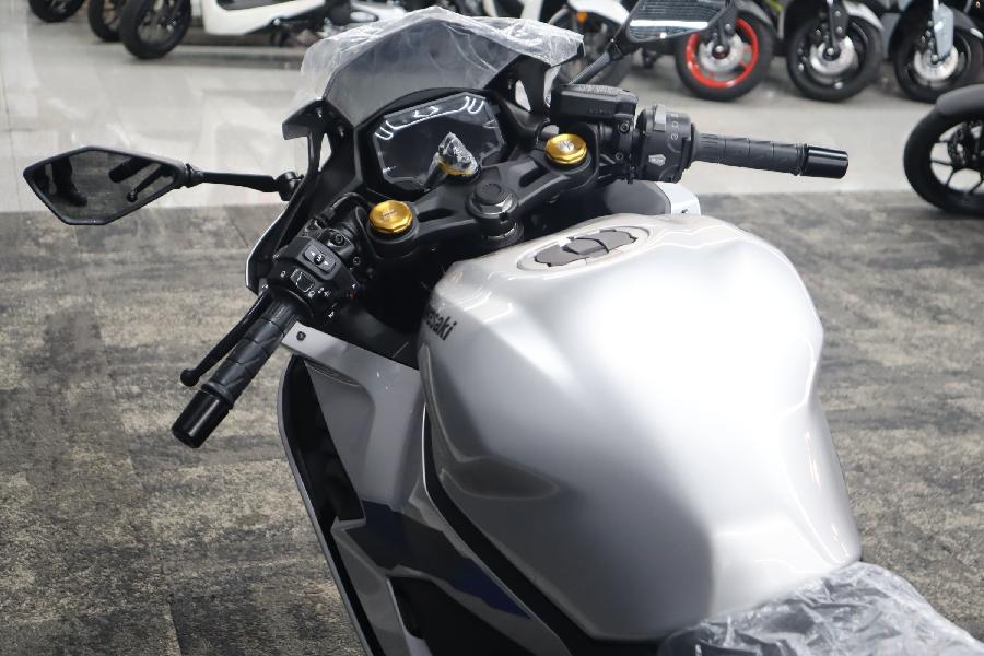 カワサキ/ZX-4R SE [バイク探し] | U-MEDIA (ユーメディア) | - 中古